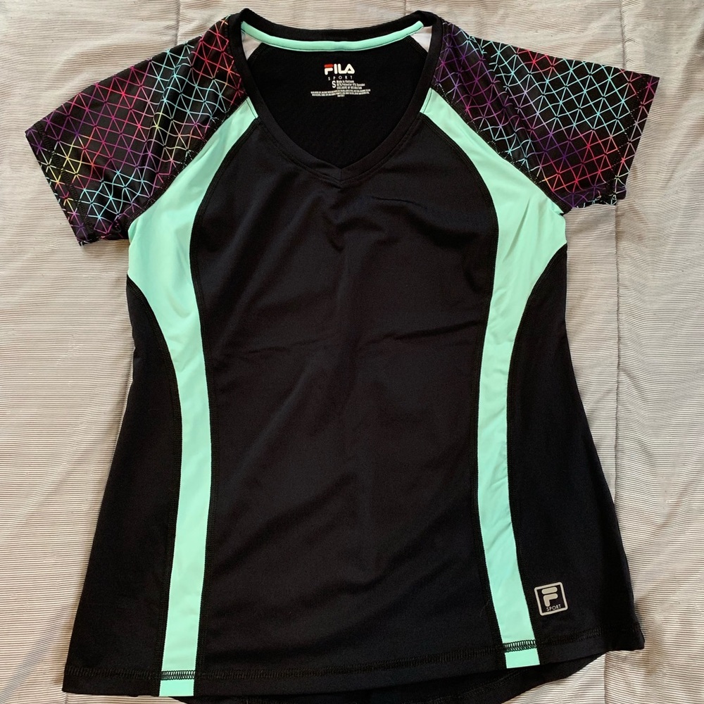 Short sleeve workout shirt